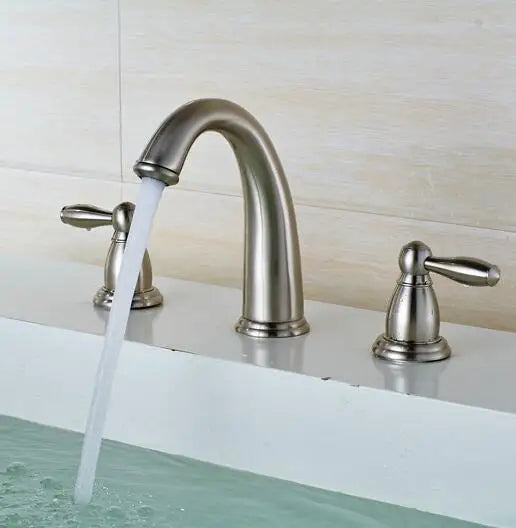 Nordic Style Basin Faucet Golden Plate 3 Hole Bathroom Sink Faucet Deck Mounted Cold Hot Vintage Sink Faucet Mixer Tap 8207