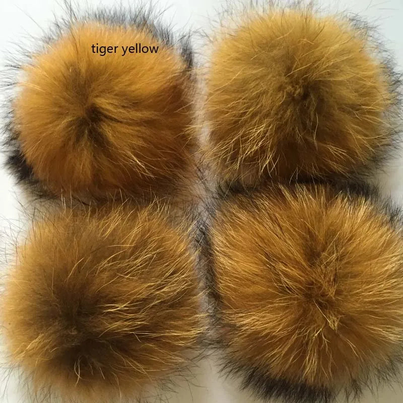Whosale 5pcs/ Lot DIY White Pompom Raccoon Fox Fur Pom Poms Fur Balls for Knitted Hat Cap Beanies Scarf Real Fur Pompoms
