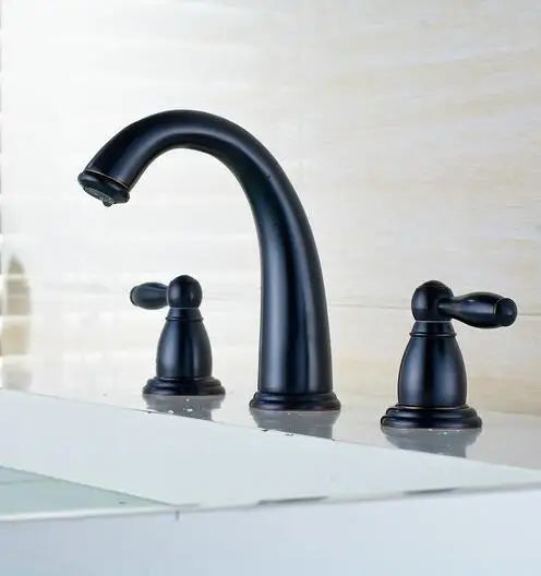 Nordic Style Basin Faucet Golden Plate 3 Hole Bathroom Sink Faucet Deck Mounted Cold Hot Vintage Sink Faucet Mixer Tap 8207